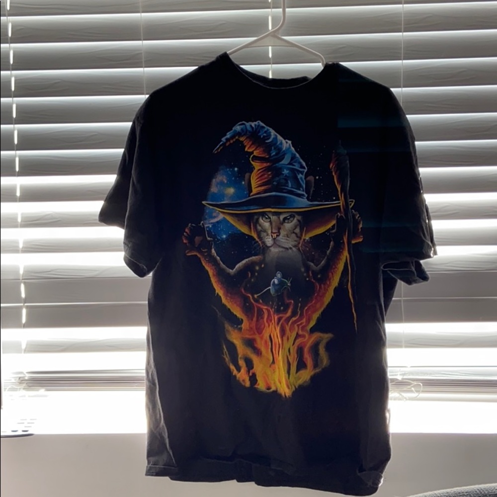 Witchy kitty tshirt - Picture 3 of 3